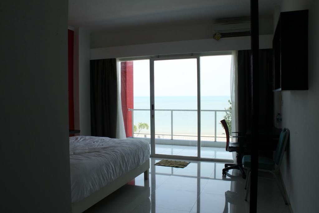 Jepara Beach Hotel Kültér fotó